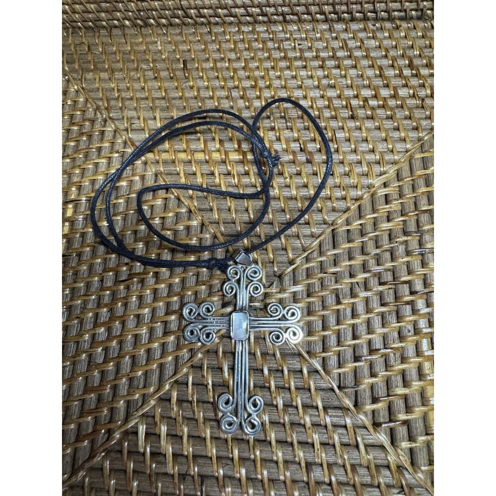 3” Silver Tone Cross Necklac With Pearl Stone Leather Cord